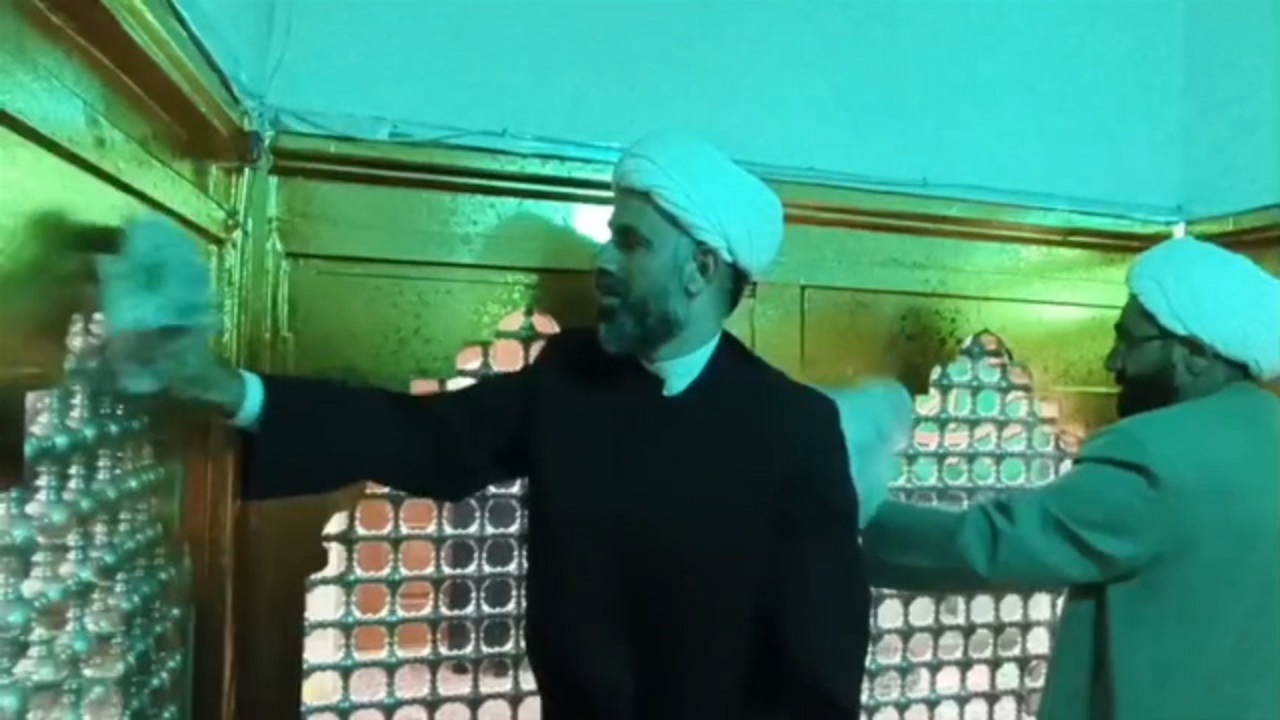 عطرآگین شدن آستان مقدس امامزاده زید ابن علی(ع) + فیلم