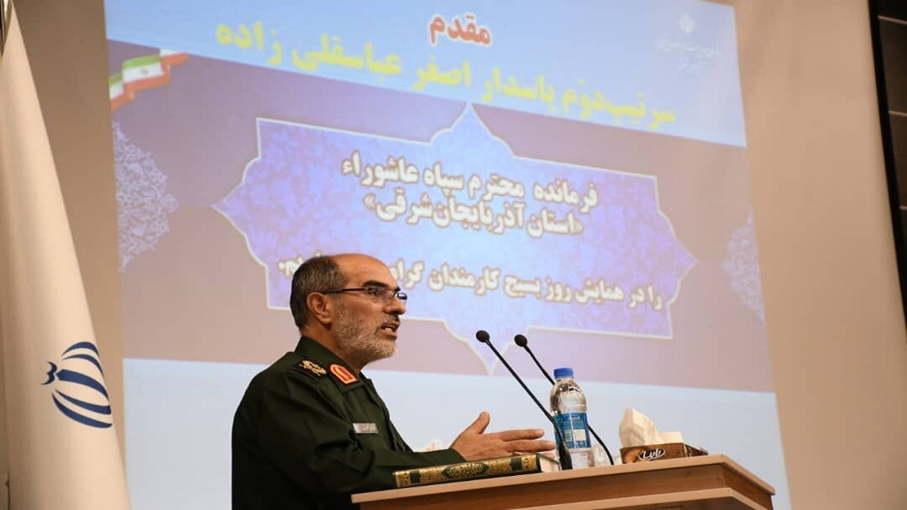 تمرکز بر مسجد بزرگترین تکلیف همگانی است