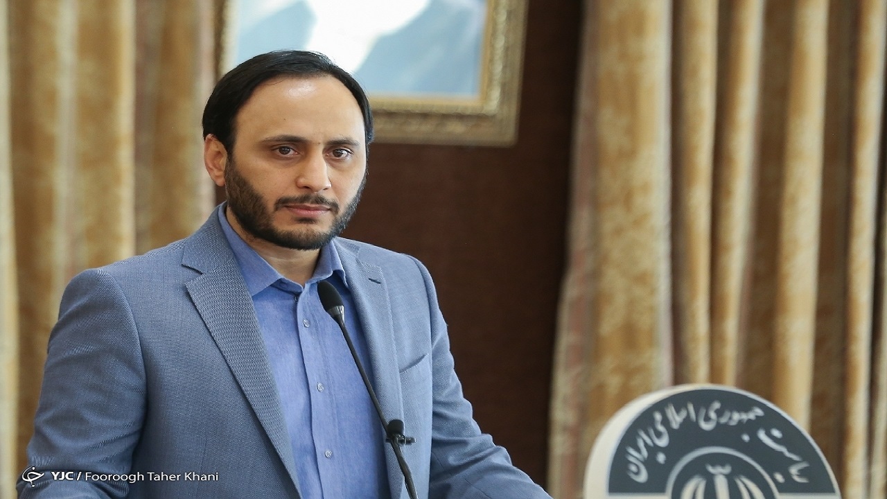سخنگوی دولت: دولت برای تغییر هیچ وزیری برنامه ندارد