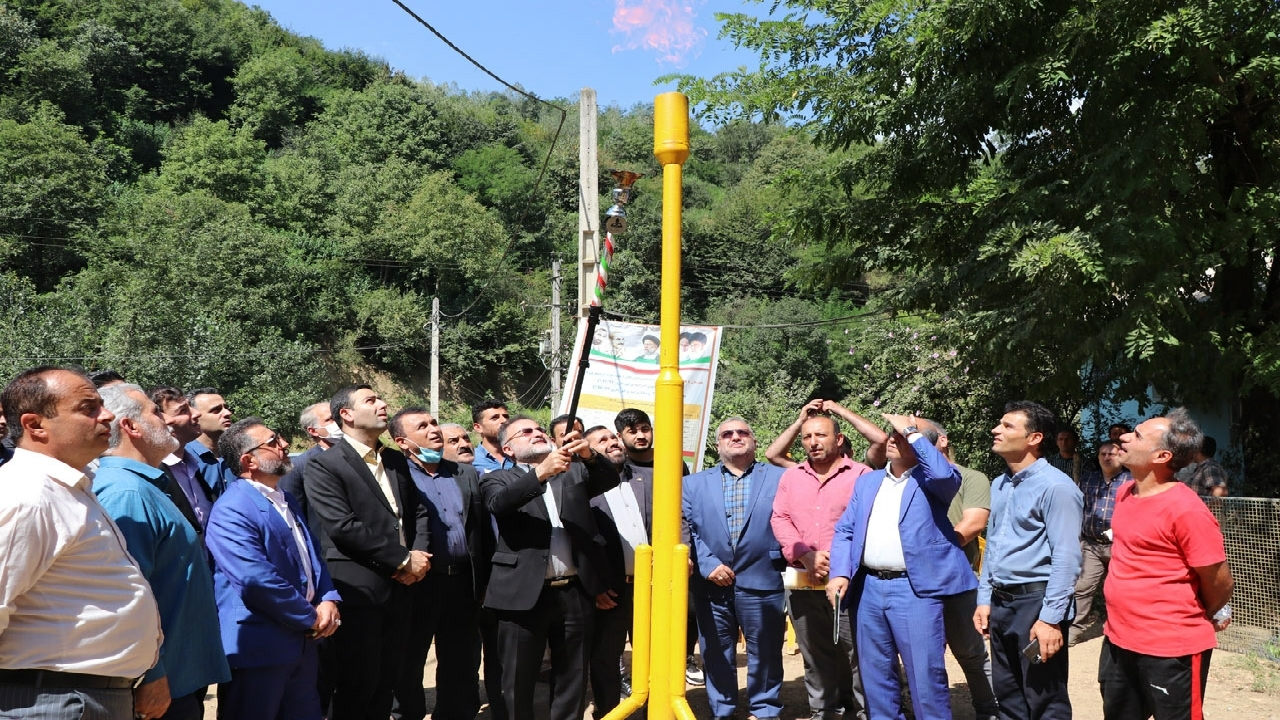 روشن شدن مشعل گاز در ۲ روستای کوهستانی شفت