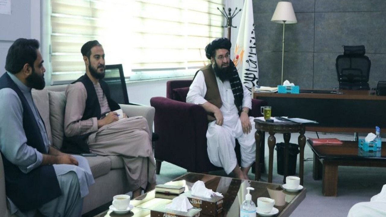 شرکت برشنا مشکلات در حوزه برق ولسوالی اندخوی را بررسی کرد + تصاویر