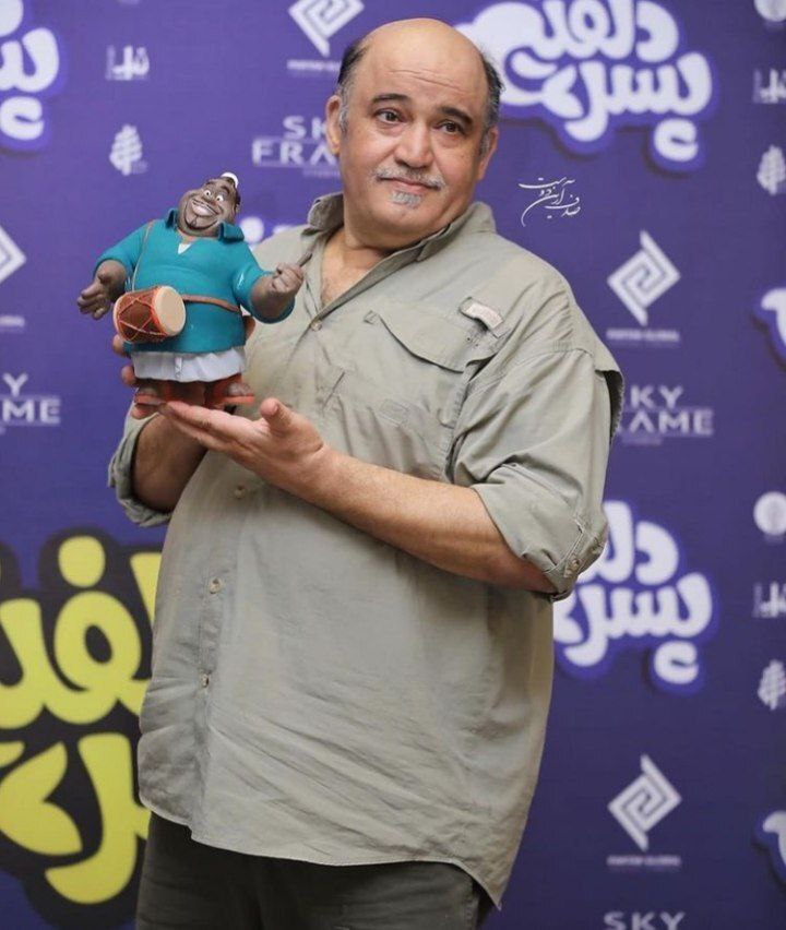 پسر دلفینی