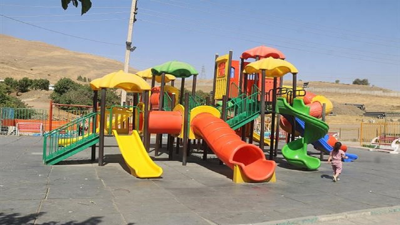 ایمن سازی امکانات ورزشی و وسایل بازی بوستان های سنندج