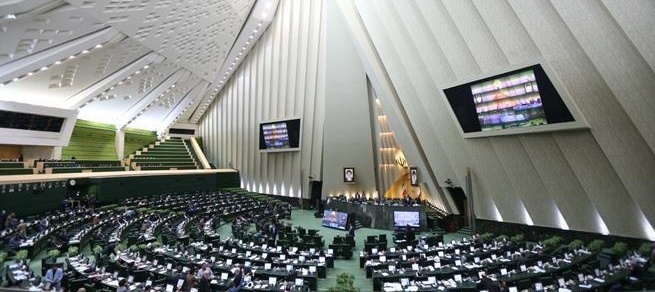 بانک مرکزی می‌تواند در داخل و خارج از کشور شعبه یا دفتر نمایندگی دایر کند