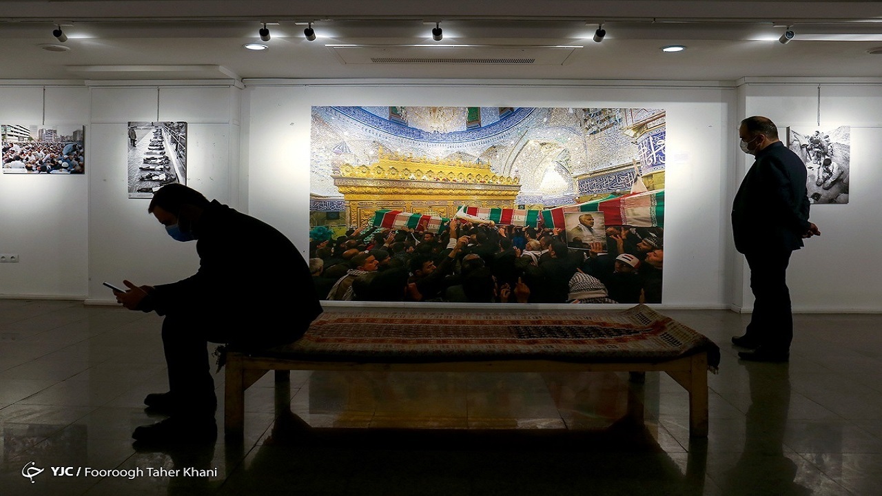 اکران فیلم و برگزاری نمایشگاه عکس برای زائران اربعین