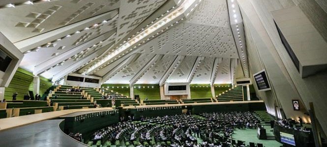 ‌الزام بانک مرکزی به ارائه اطلاعات به مرکز مبارزه با پولشویی و سازمان امور مالیاتی