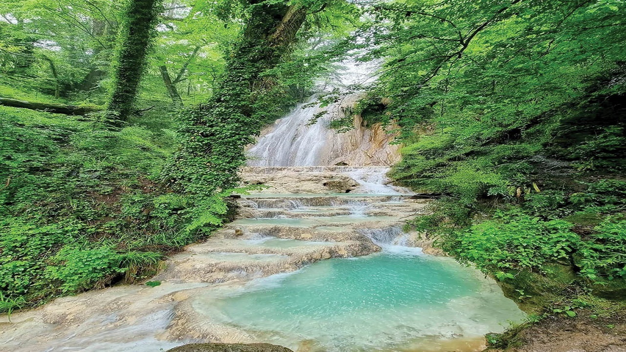 عروس سفیدپوش آبشارهای ایران