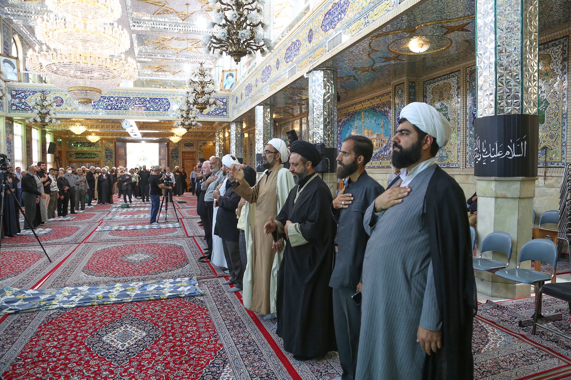 مراسم ترحیم گوشههایی ازمراسم ترحیم آیت الله ناصری به روایت تصاویر