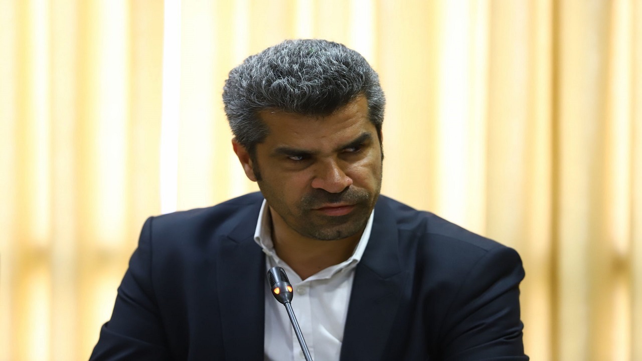 ساعی: ۴ میلیارد تومان از وزارت ورزش و جوانان گرفتیم، اما ۳۲ میلیارد هزینه داشته‌ایم / توانایی پرداخت حقوق‌های چند ده هزار دلاری را نداریم