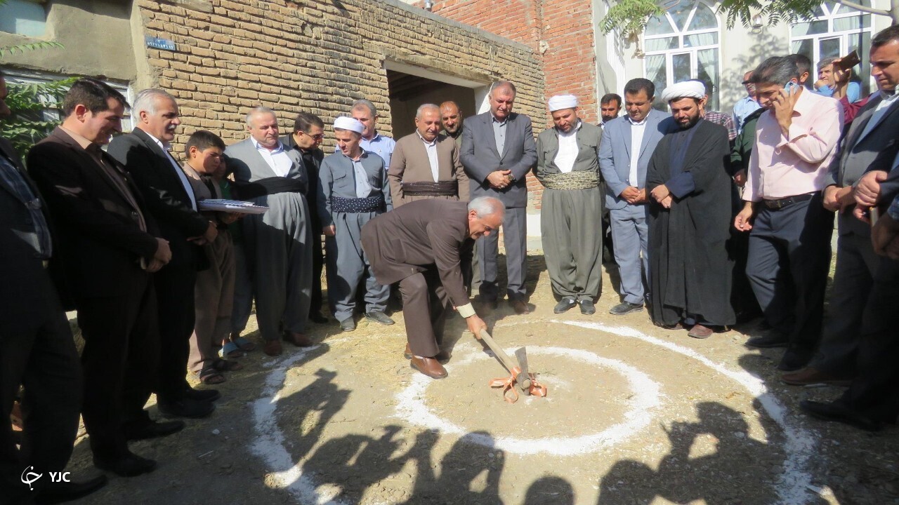 عملیات گازرسانی به ۶ روستای بخش مرکزی مهاباد آغاز شد
