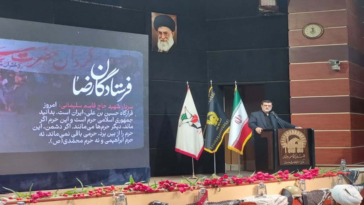 آزادی مطلوب شهدا و غرب، در دو مسیر متضاد است