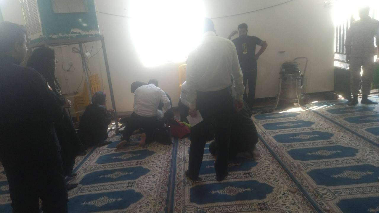 حادثه برق گرفتگی در نماز جمعه ریحان شهر