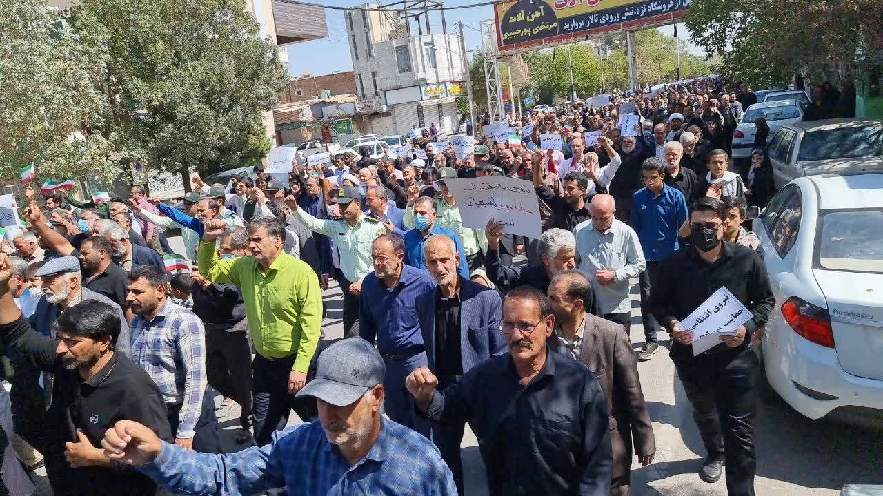 آشنایی نسل جوان با دفاع مقدس ضروری است