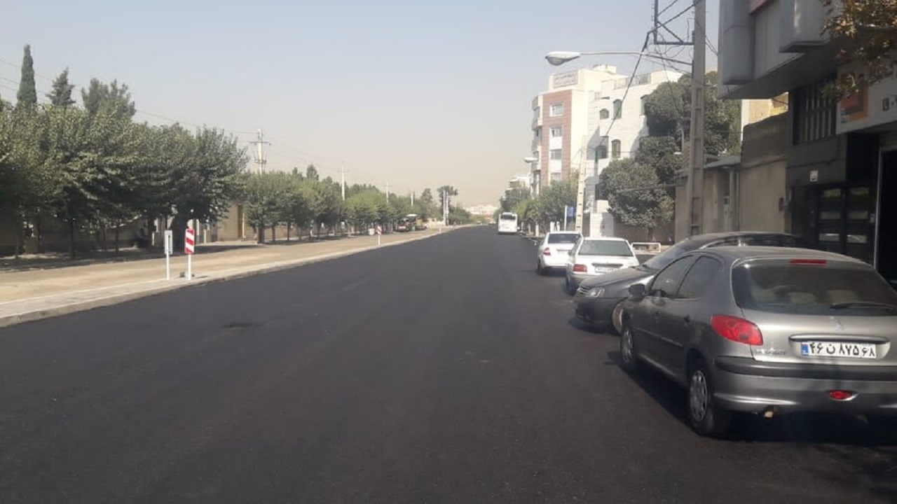 ۳۴ هزار مترمربع از معابر منطقه ۶ کرج آسفالت شد