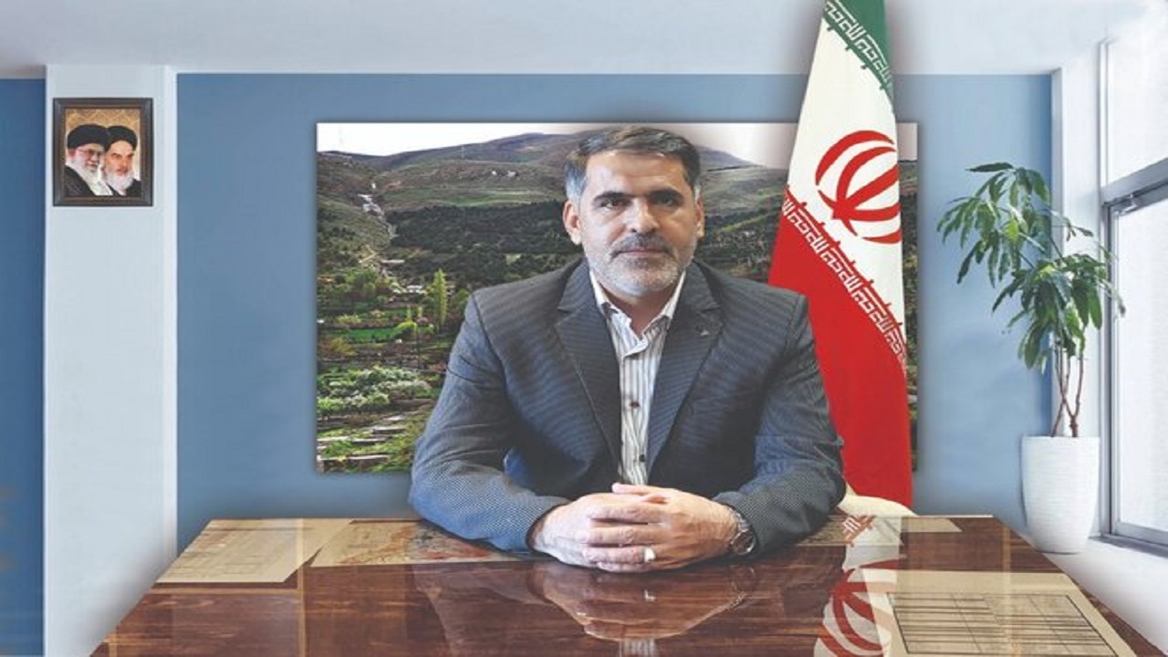خواص رسالت بزرگی بر عهده دارند و باید با شفافیت با مردم صحبت کنند