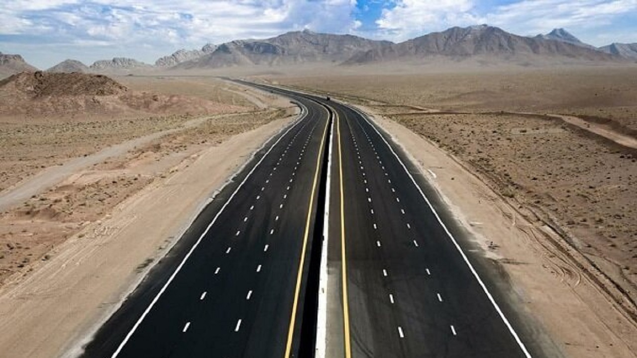 بهره برداری از کنار گذر غربی همدان در دهه فجر