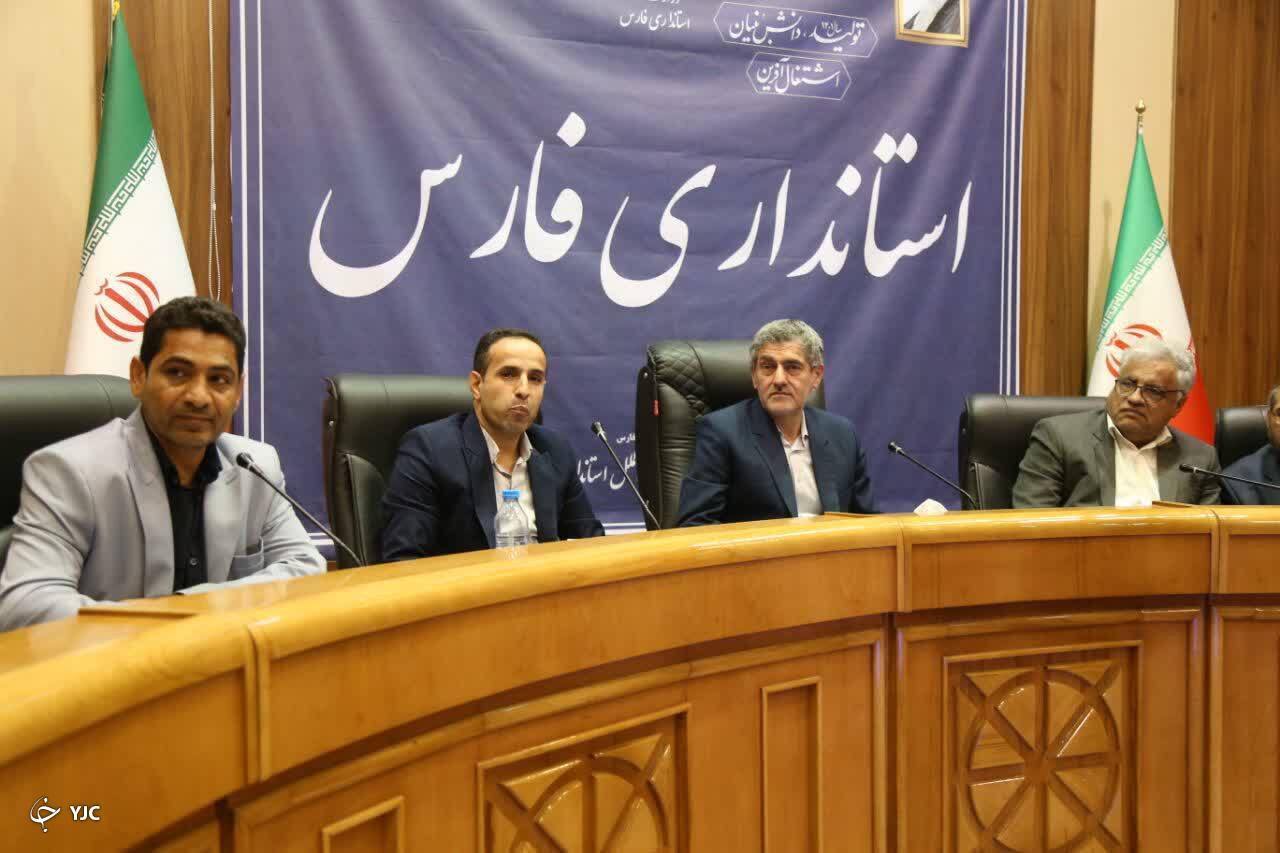 لزوم استفاده از نظر مشورتی صاحبان علم و اندیشه