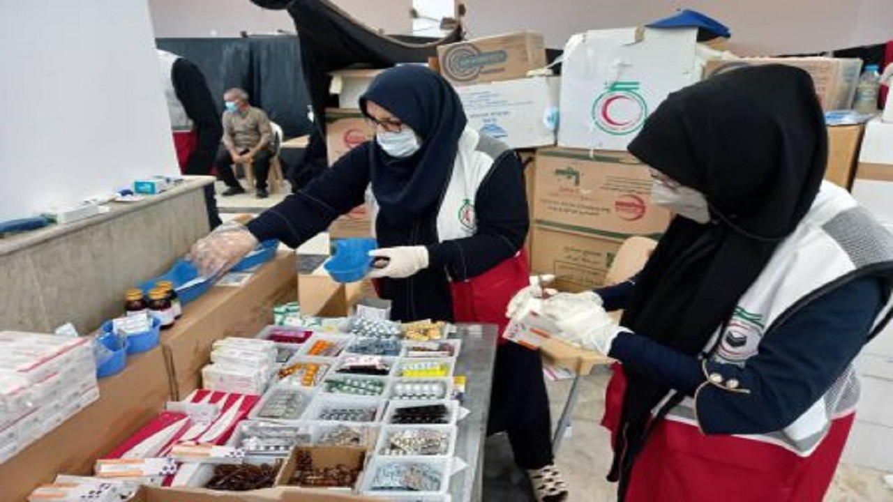 هلال احمر به بیماران نیازمند کمک هزینه بلاعوض پرداخت می‌کند