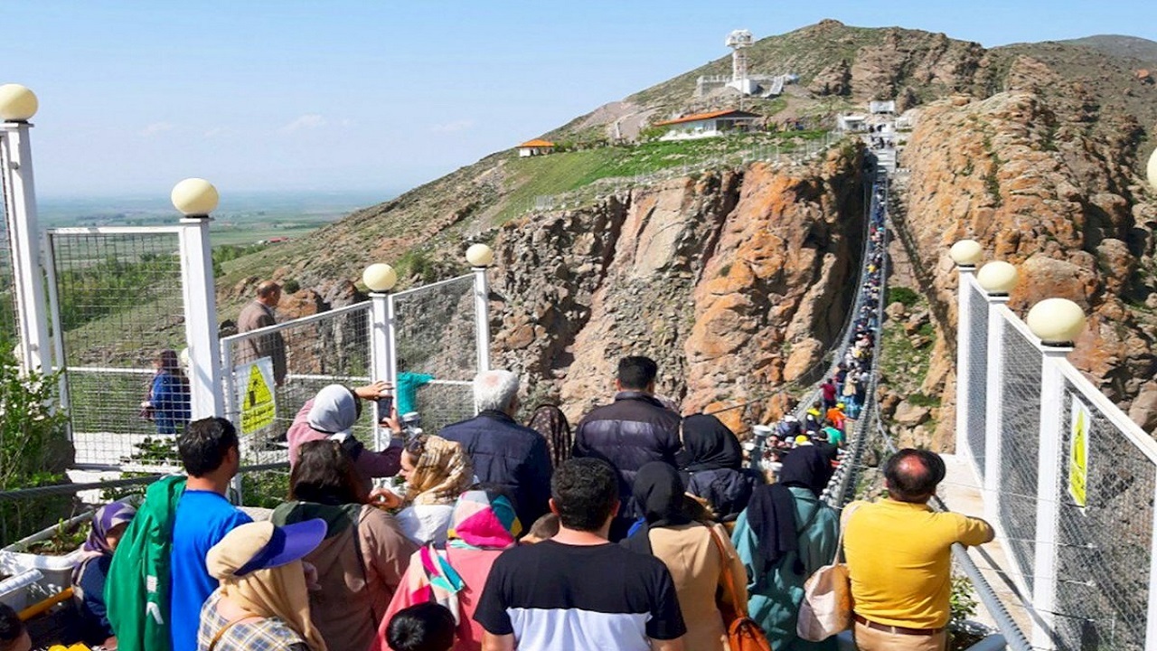 اقامت بیش از یک میلیون گردشگر در استان اردبیل