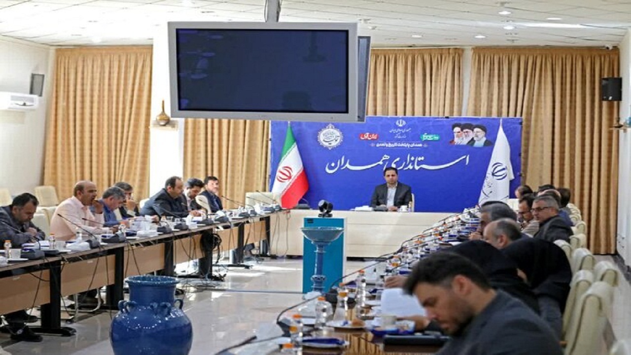 تشکیل کارگروه تخصصی ارتباط صنعت و دانشگاه در همدان