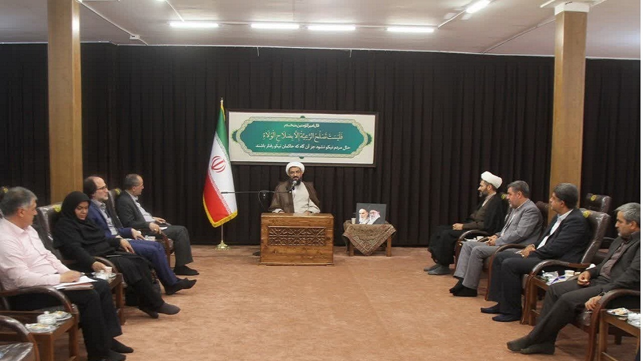 تاکید امام جمعه همدان بر لزوم توجه به کیفیت آب آشامیدنی این شهر