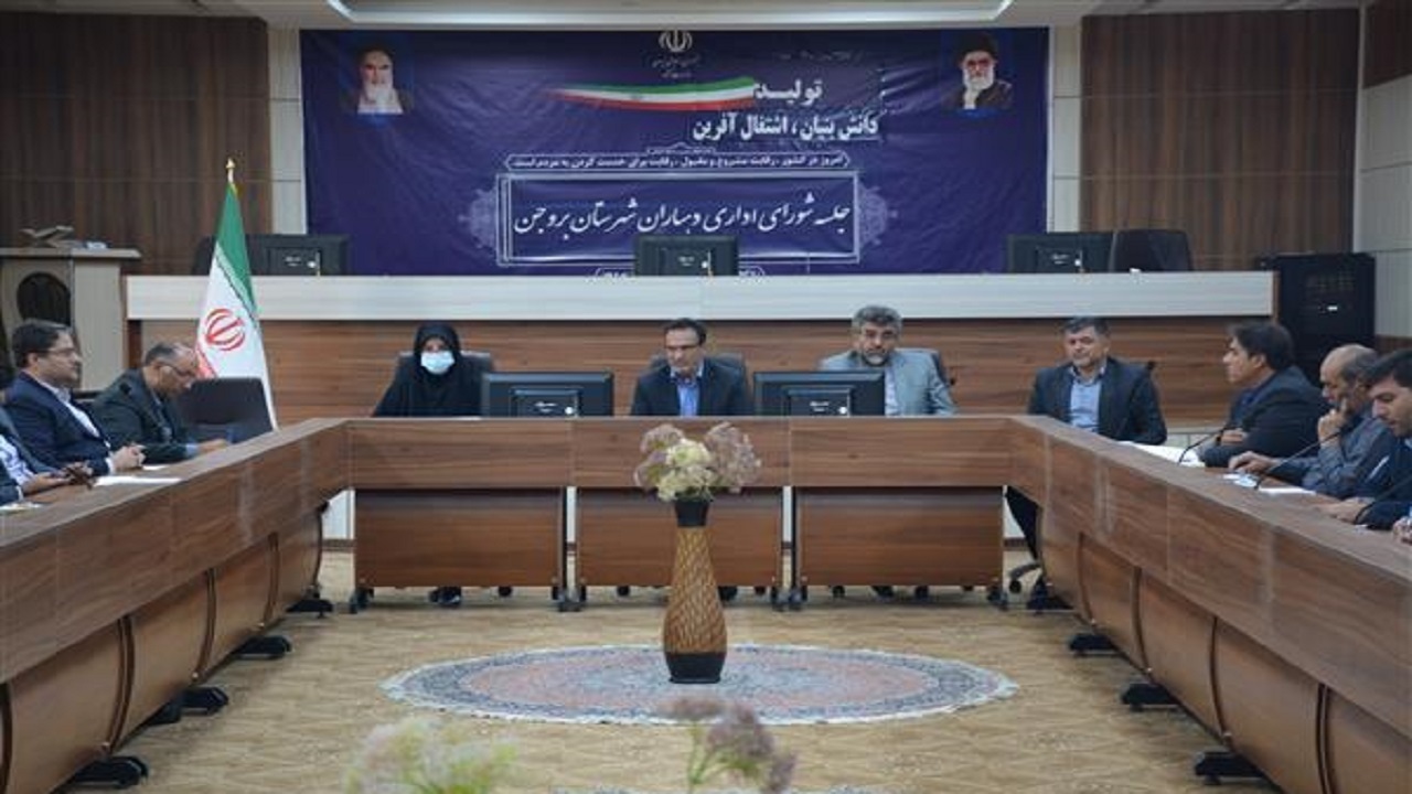 دهیاران باید به دنبال ایجاد اشتغال و درآمد پایدار در روستا‌ها باشند