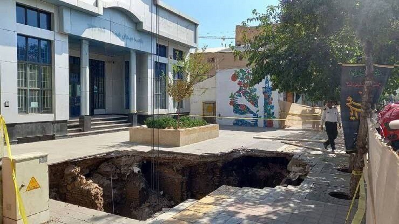 نشست زمین در مشهد