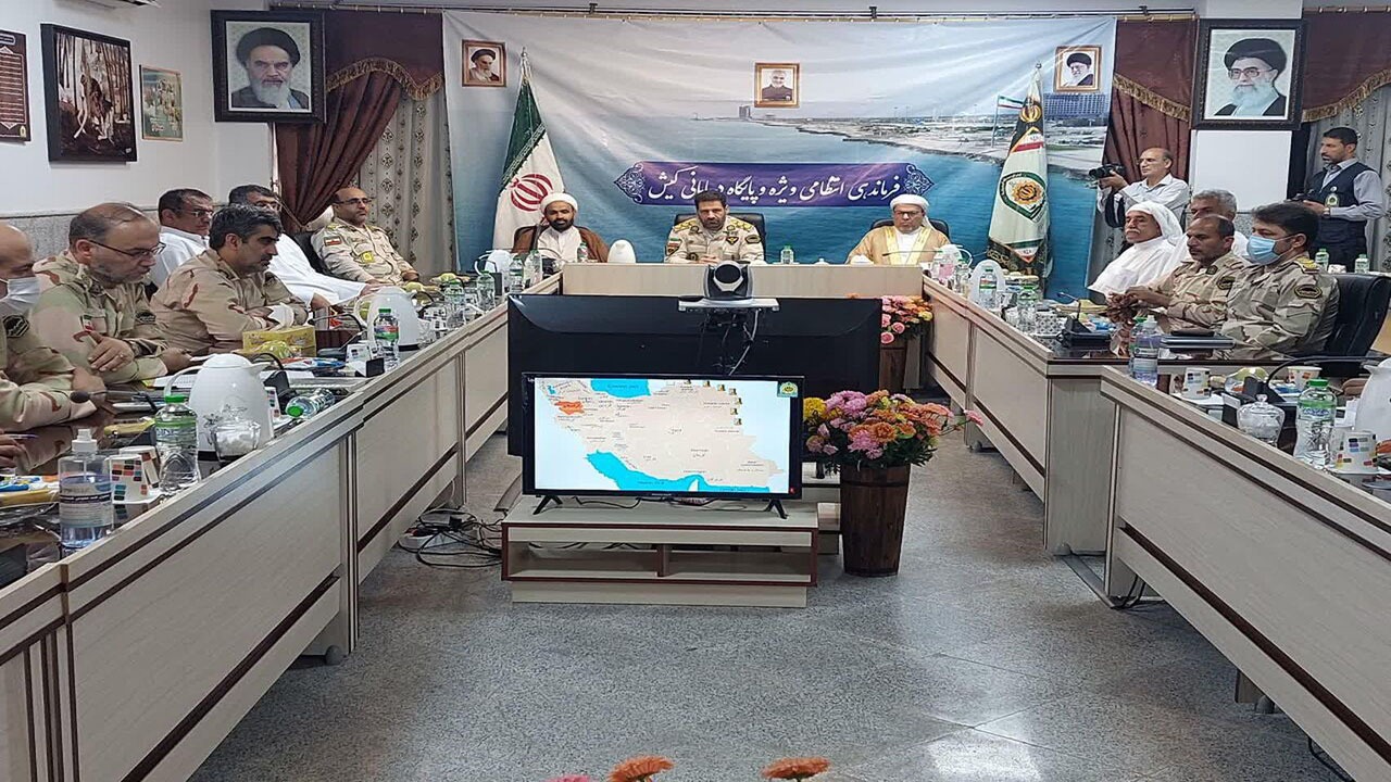 دژ مستحکم دفاع از کیان نظام جمهوری اسلامی مرزبانان هستند
