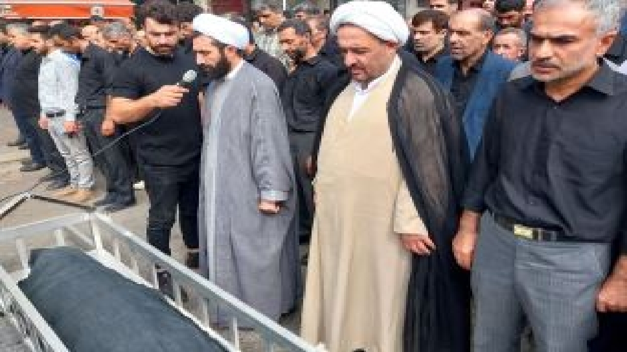 تشییع پدر شهید عبدالحسین پنجی آزارکی در رحیم آباد رودسر