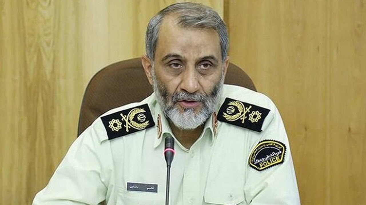 کارکنان فراجا به دشمن اجازه خدشه دار کردن آسایش مردم را نمی‌دهند