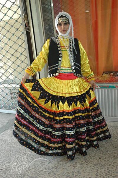 لباس سنتی زنان ایرانی چه شکلی بود؟