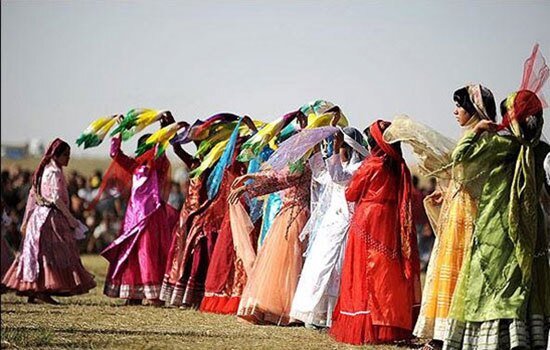 لباس سنتی زنان ایرانی چه شکلی بود؟