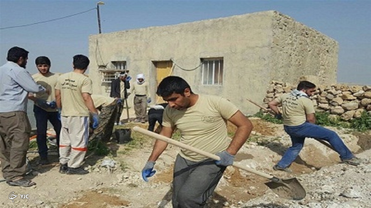بیش از ۳۰۰ جهادگر به مناطق زلزله زده خوی اعزام شدند
