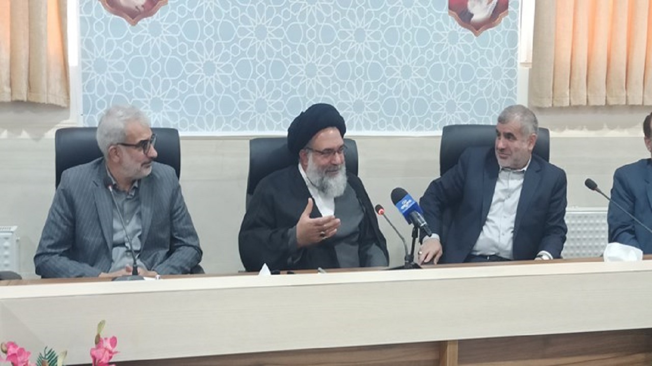 انتقاد نماینده ولی فقیه در کهگیلویه و بویراحمد از نامناسب بودن فضا‌های فیزیکی مدارس استان