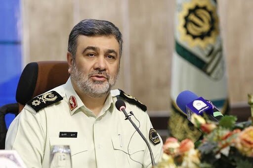 خط قرمز پلیس امنیت مردم است/ ۱۷ نفر با سلاح جنگی دستگیر شدند