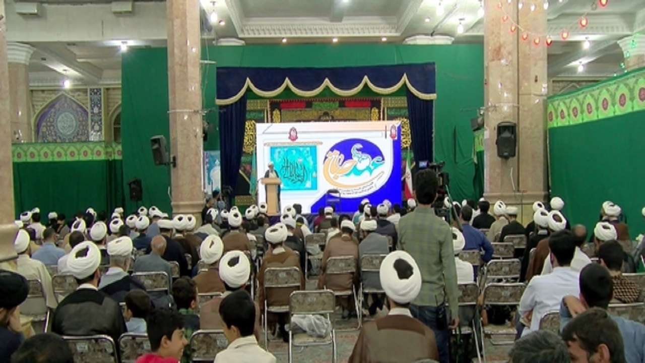 تجدید بیعت طلاب با امام زمان (عج) در مسجد مقدس جمکران