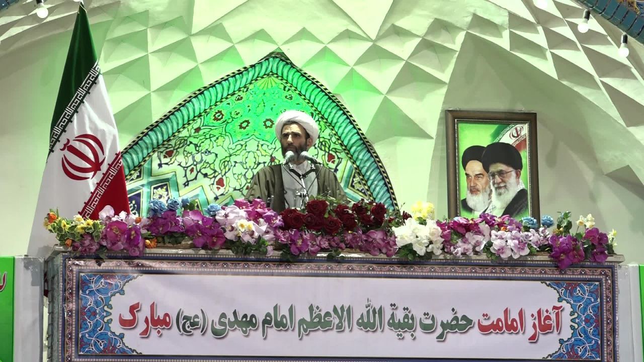 مردم و خواص برای خنثی سازی توطئه‌ها به میدان بیایند
