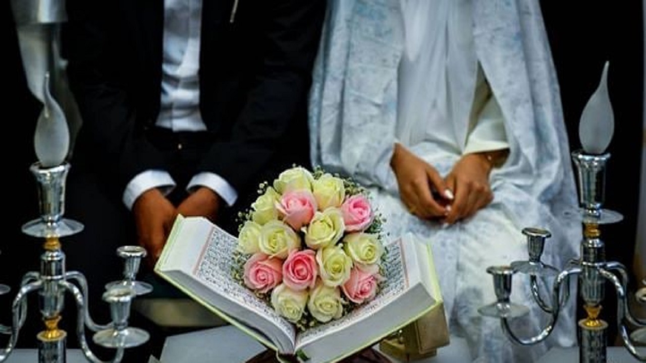 پیوند فیروزه‌ای ۲۵۰ زوج دانشجو در مسجد مقدس جمکران