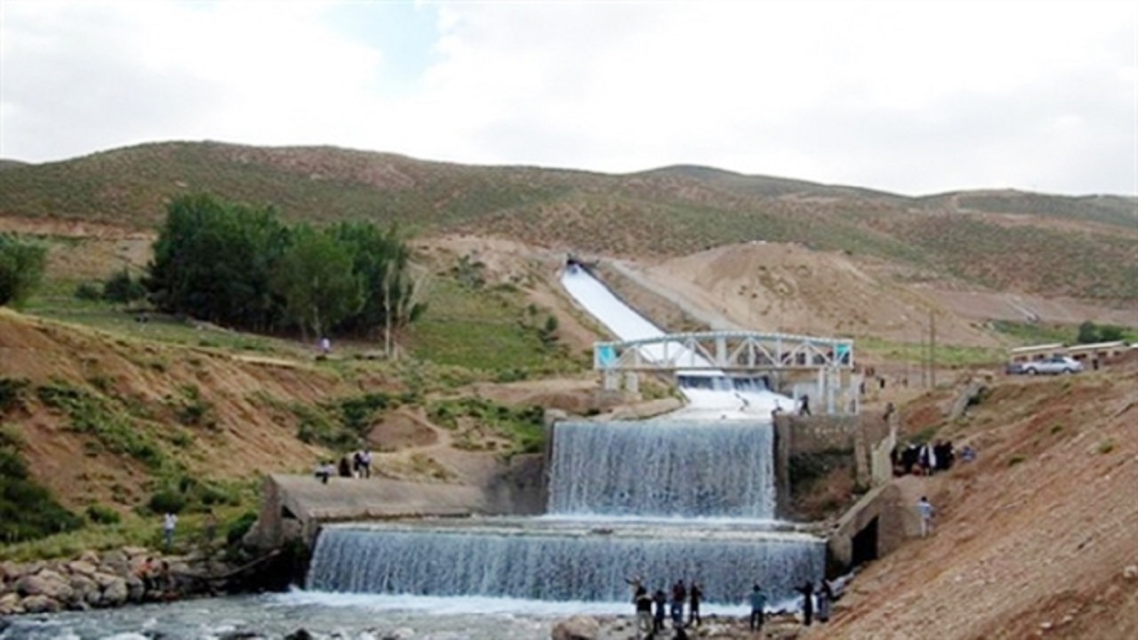 آغاز عملیات اجرایی تقویت زیرساخت گردشگری آبشار تونل اول کوهرنگ