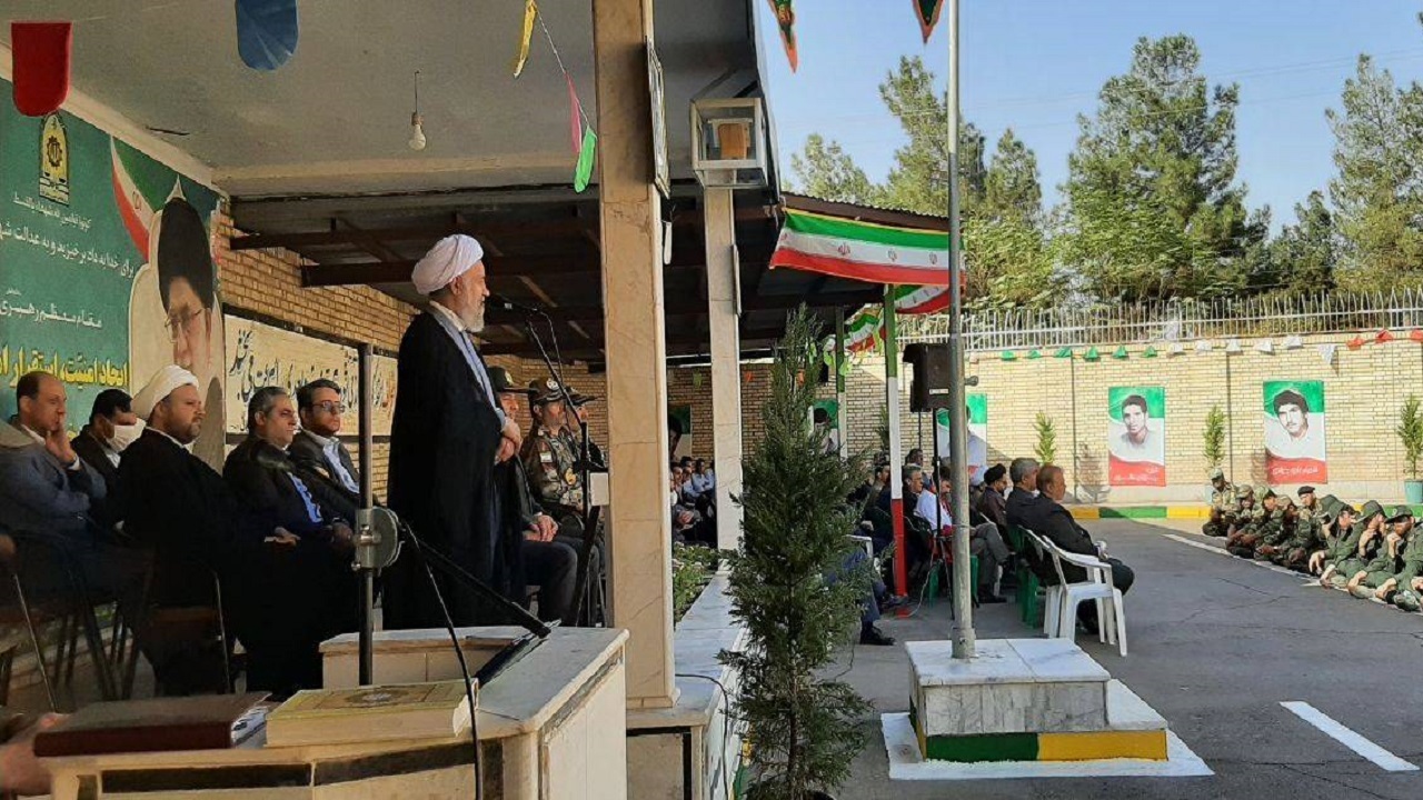 عزت و اقتدار نیروی انتظامی زیر لوای ولایت فقیه در دنیا الگو است