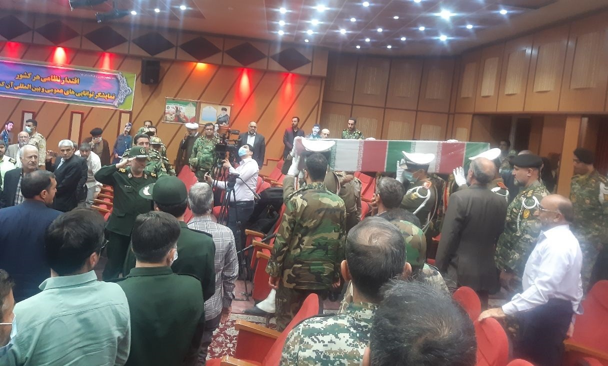 تشییع پیکر شهید گمنام در ستاد فرماندهی «نزاجا»