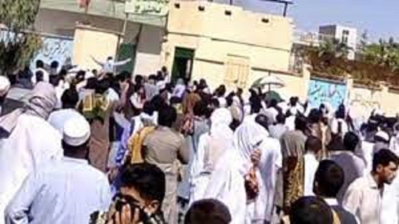 خواستار "بررسی دقیق و بی‌طرفانه" موضوع نماز جمعه زاهدان هستیم