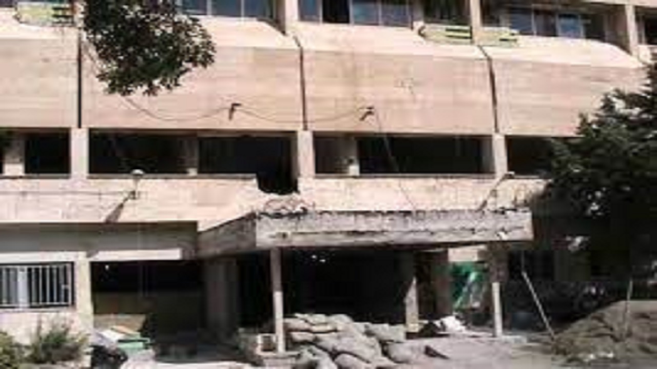 انتقال بیماران بیمارستان اشرفی اصفهانی به دلیل فرسوده بودن ساختمان / عدم تغییر کاربری بیمارستان به ساختمان تجاری