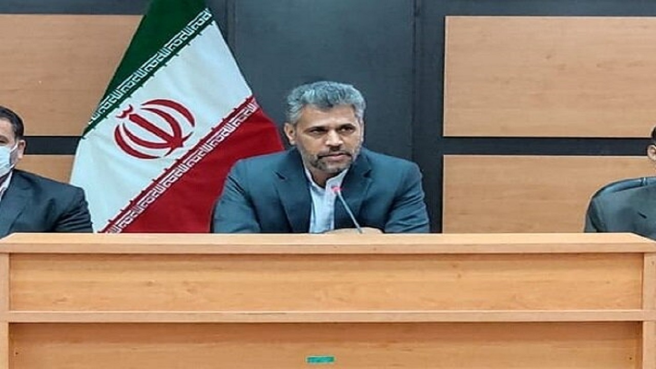 تضعیف کلاس درس و معلم هدف اصلی دشمن