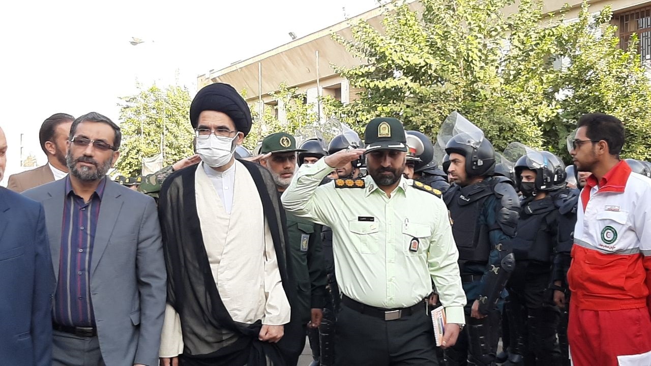حکم رهبری بالاترین امتیاز نیروی انتظامی است