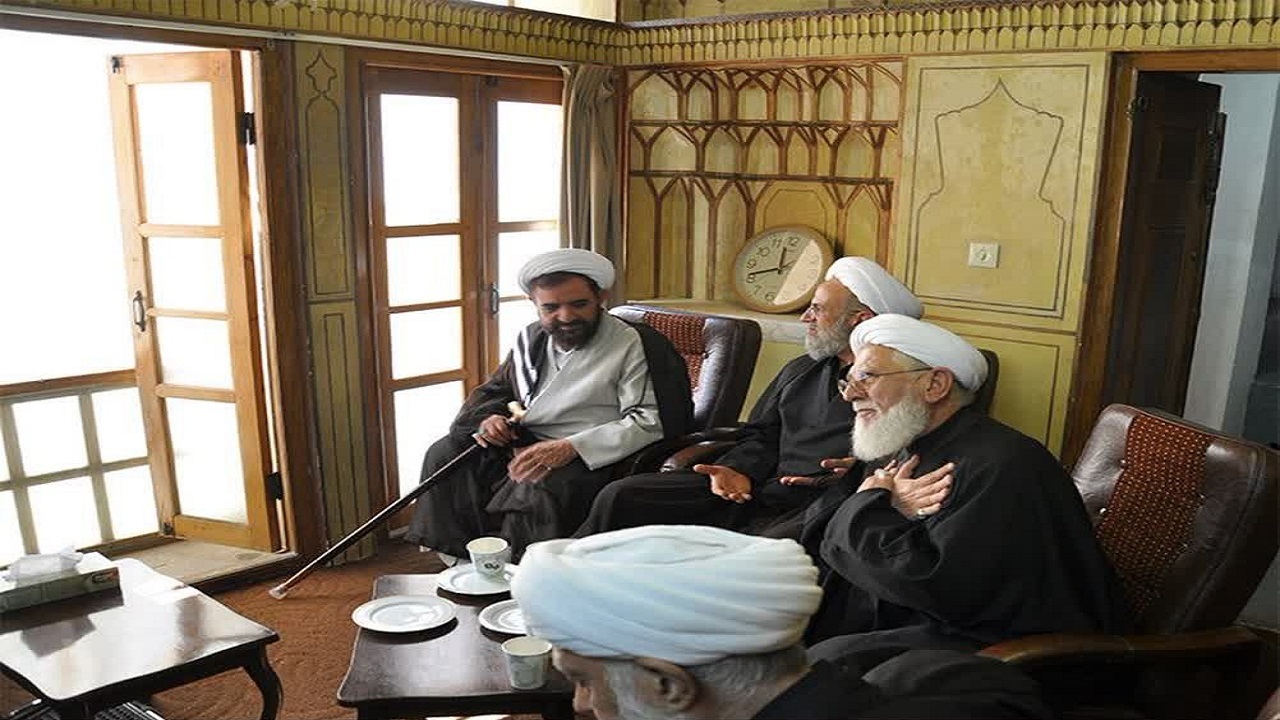 آیت‌الله ناصری یک هدیۀ ارزشمند برای حوزۀ علمیّۀ اصفهان بود