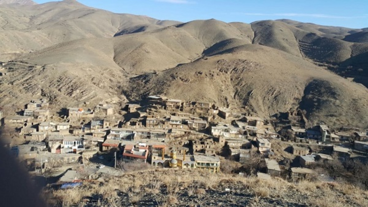 عدم توجه مسئولین استانی و میراث فرهنگی به روستای تاریخی پیوه ژن