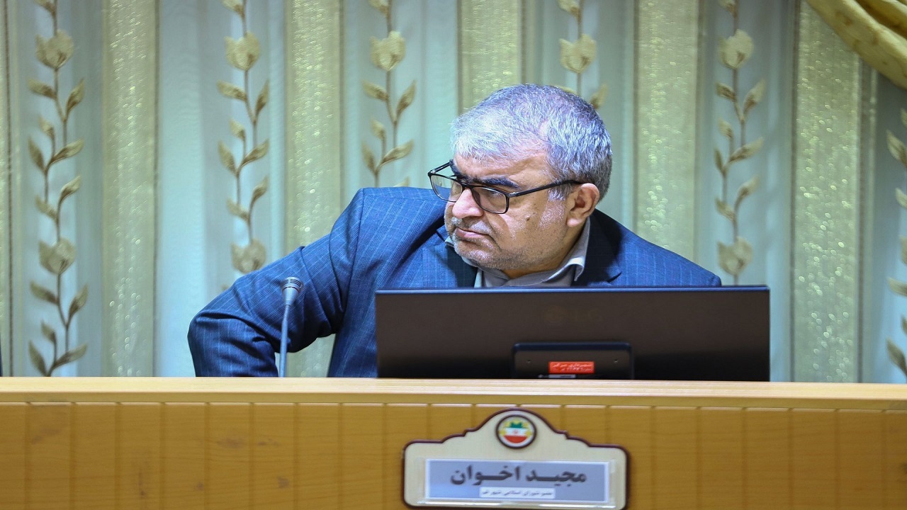 انتقال آب از سرچشمه‌های دز، به نام قم و به کام دیگران