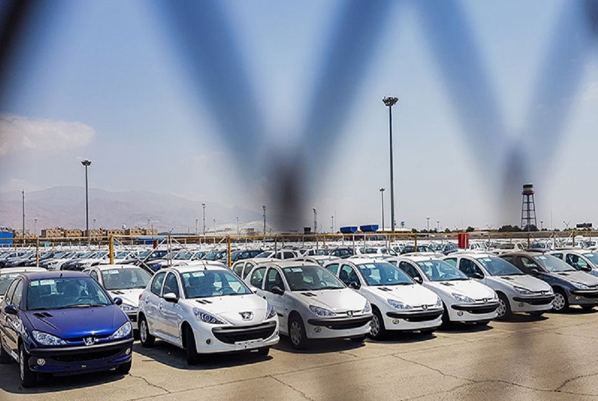 ۲۰۷ دو رنگ‌ تولید می شود