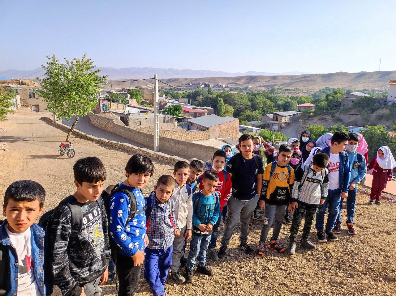 خوشحالی دانش آموزان مدرسه سلمان فارسی از بازگشایی مدارس + تصاویر